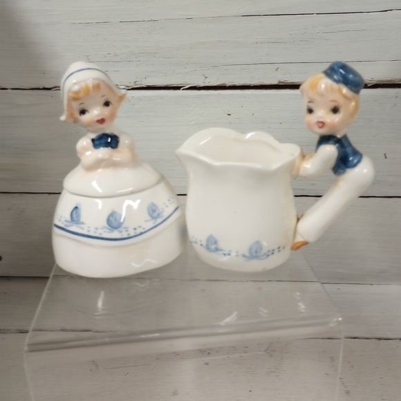 Vintage Enesco Mini Dutch Boy & Girl Creamer & Sugar Bowl E-5817. - Picture 1 of 11